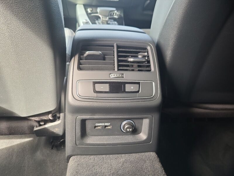 More views of Audi A5