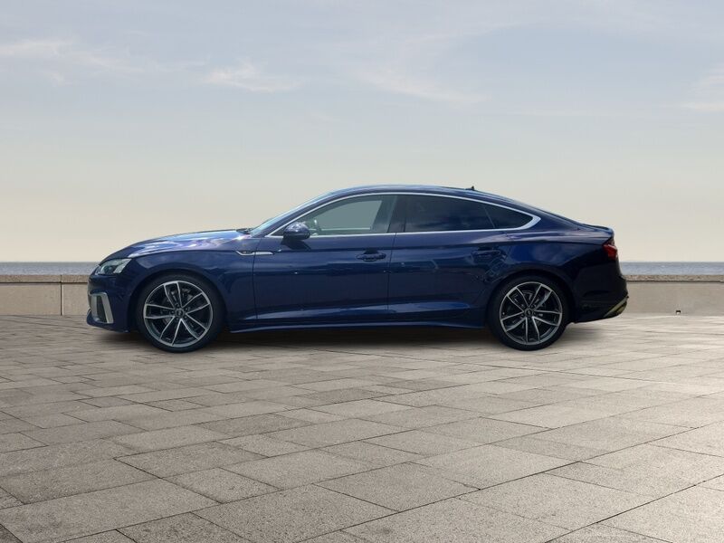 More views of Audi A5