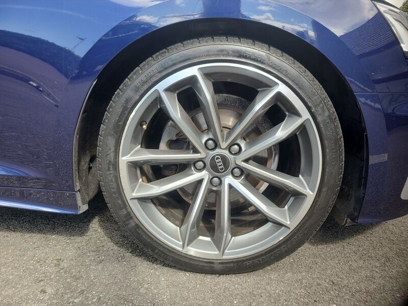 More views of Audi A5