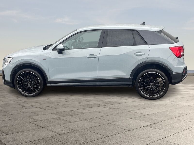 More views of Audi Q2