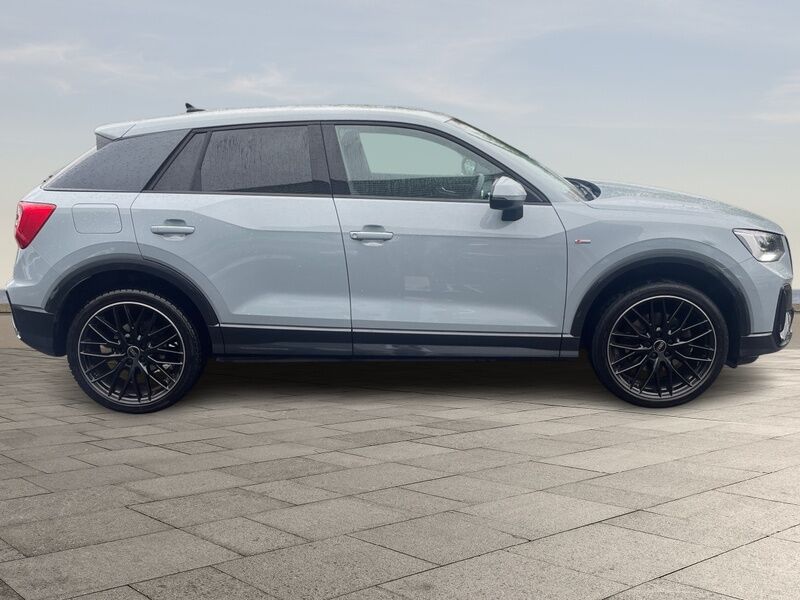 More views of Audi Q2
