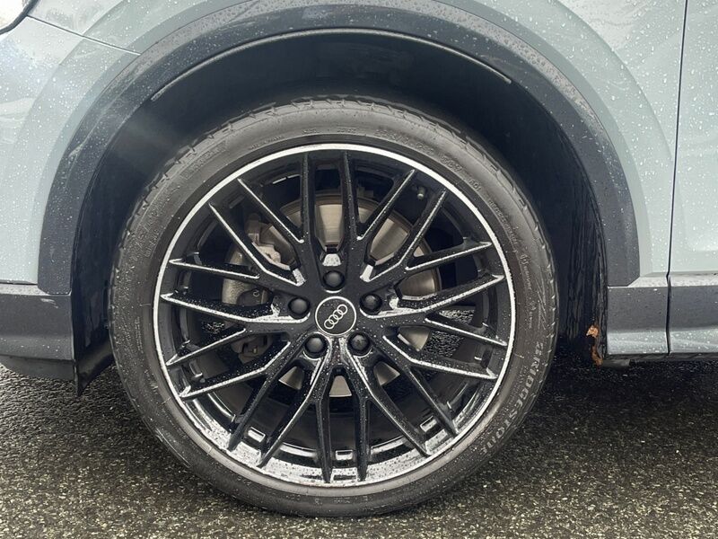 More views of Audi Q2