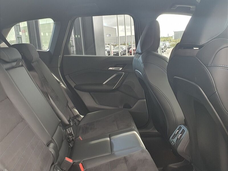 More views of BMW X1