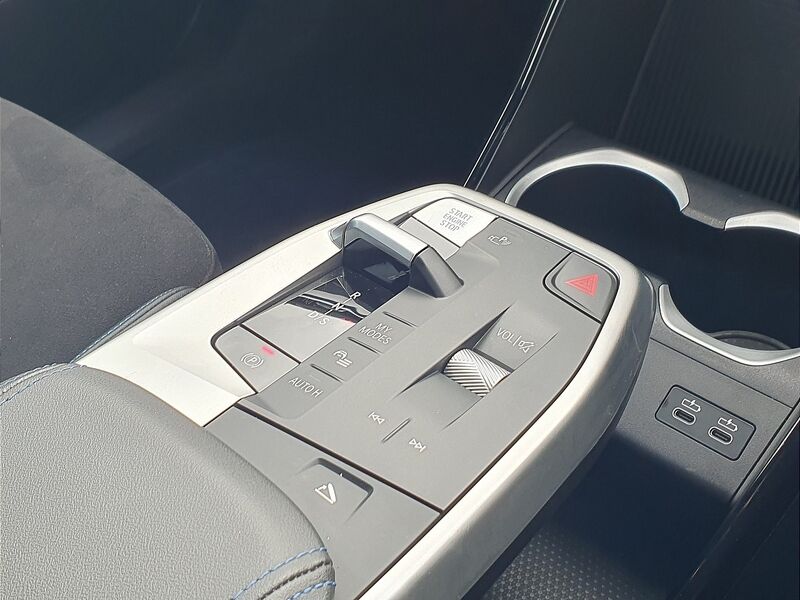 More views of BMW X1