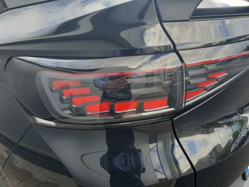 More views of Volkswagen ID.5