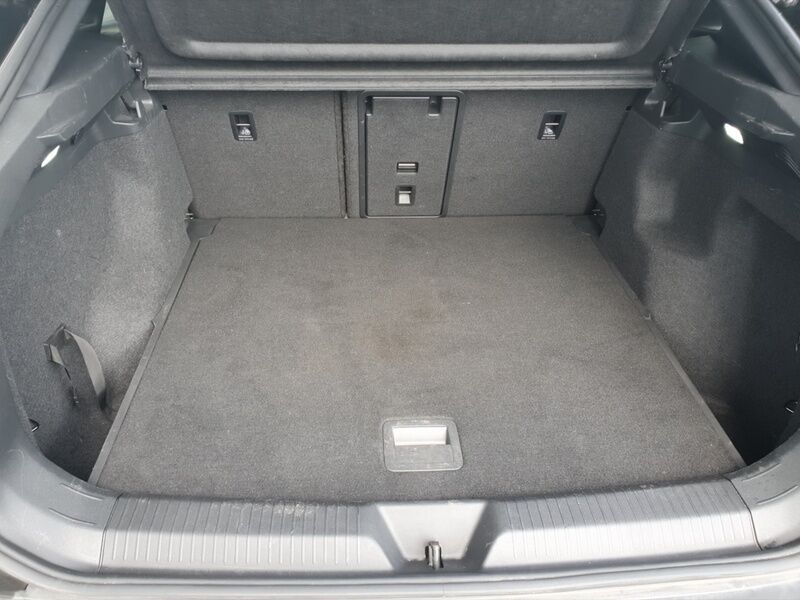 More views of Volkswagen ID.5