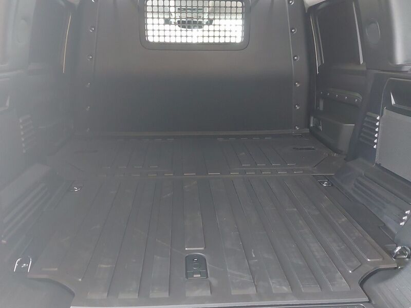 More views of Land Rover Defender