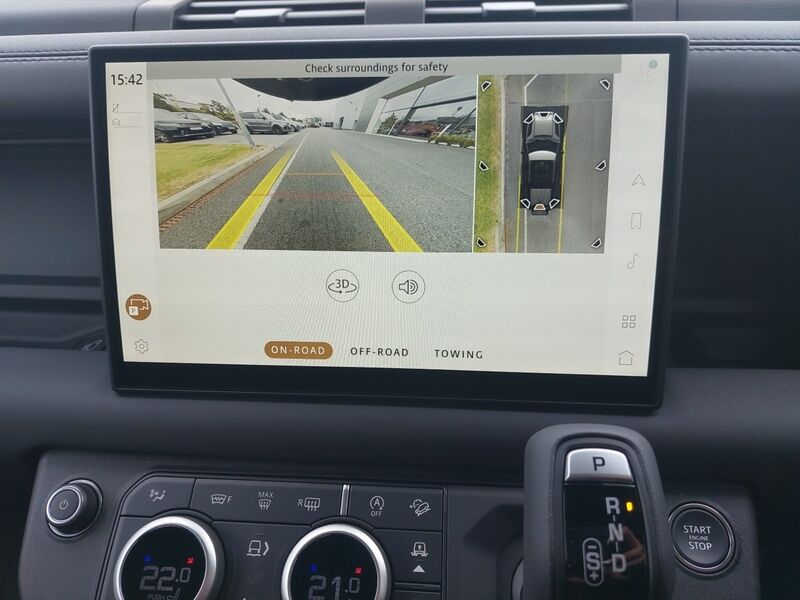 More views of Land Rover Defender