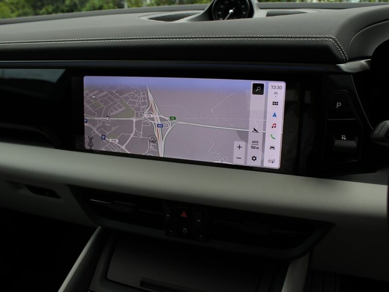 More views of Porsche Macan