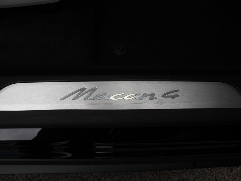 More views of Porsche Macan