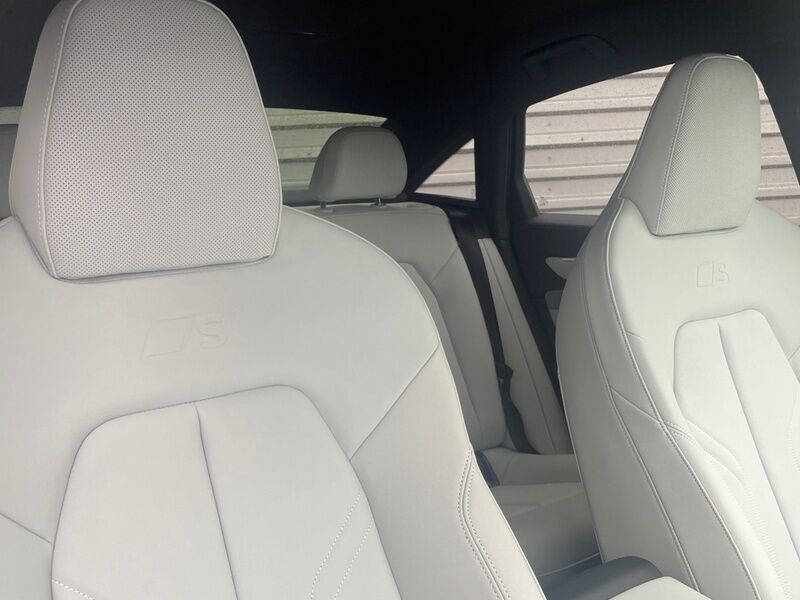 More views of Audi A6