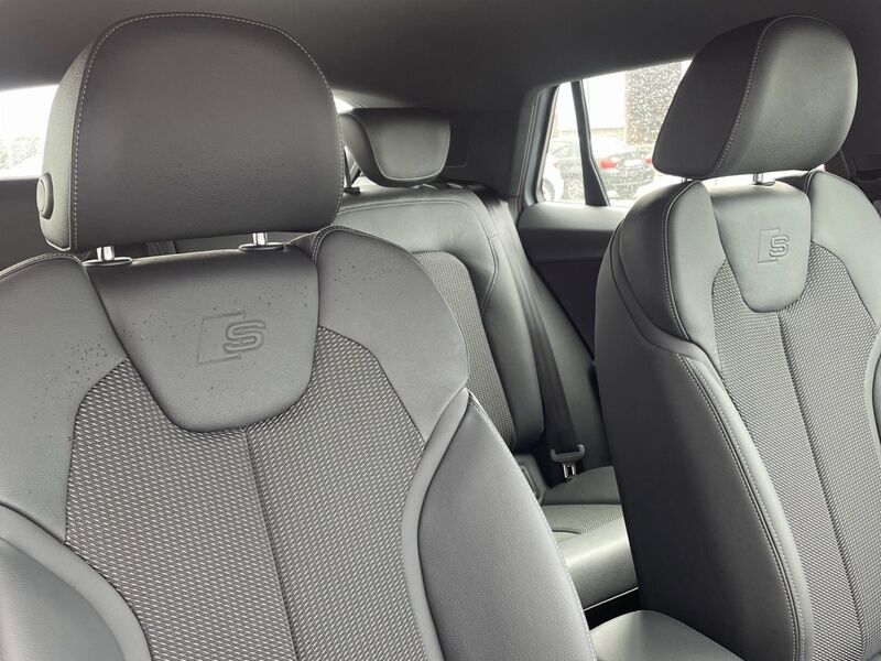 More views of Audi Q2