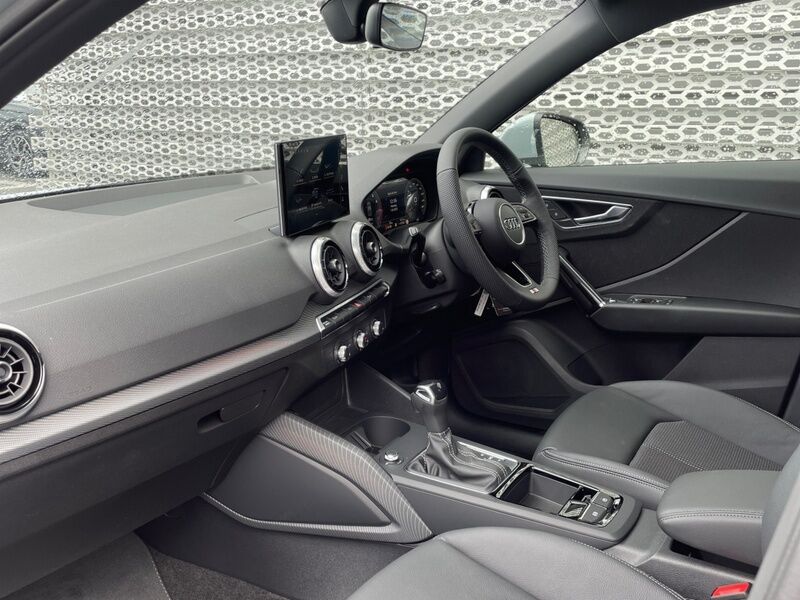 More views of Audi Q2