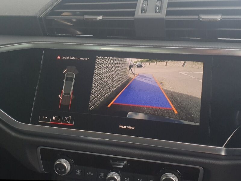 More views of Audi Q3