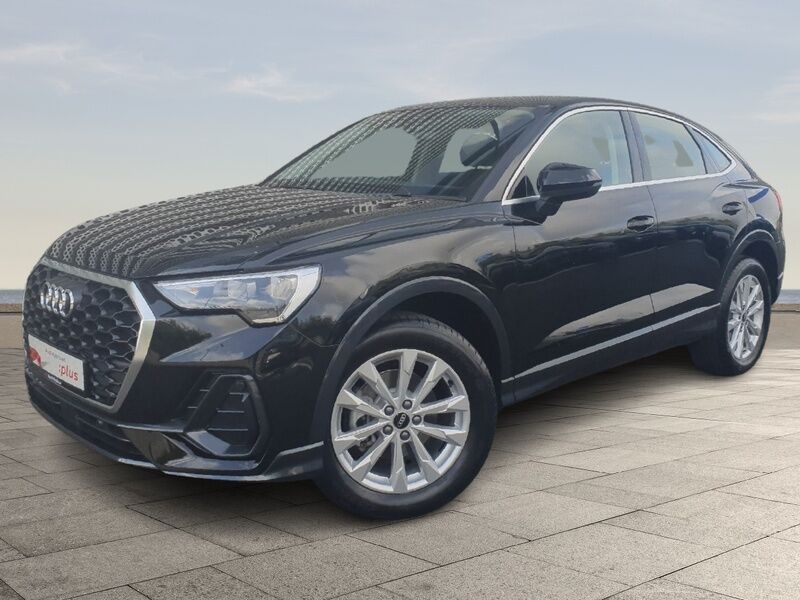 More views of Audi Q3