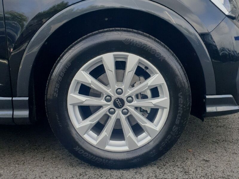 More views of Audi Q3
