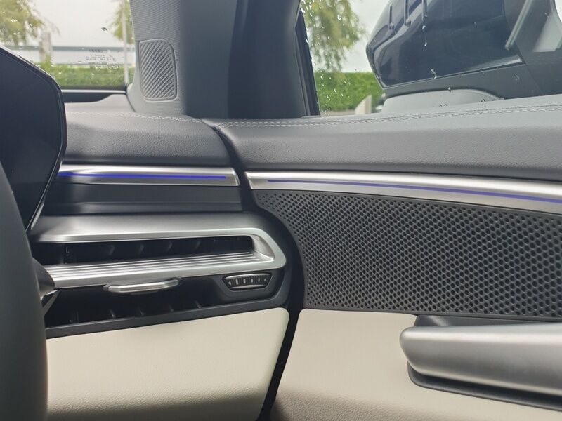 More views of Audi A6