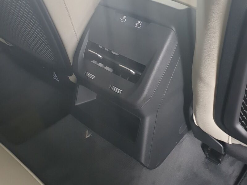 More views of Audi A6