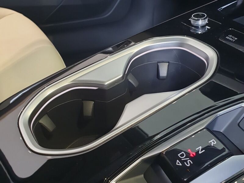 More views of Audi A6