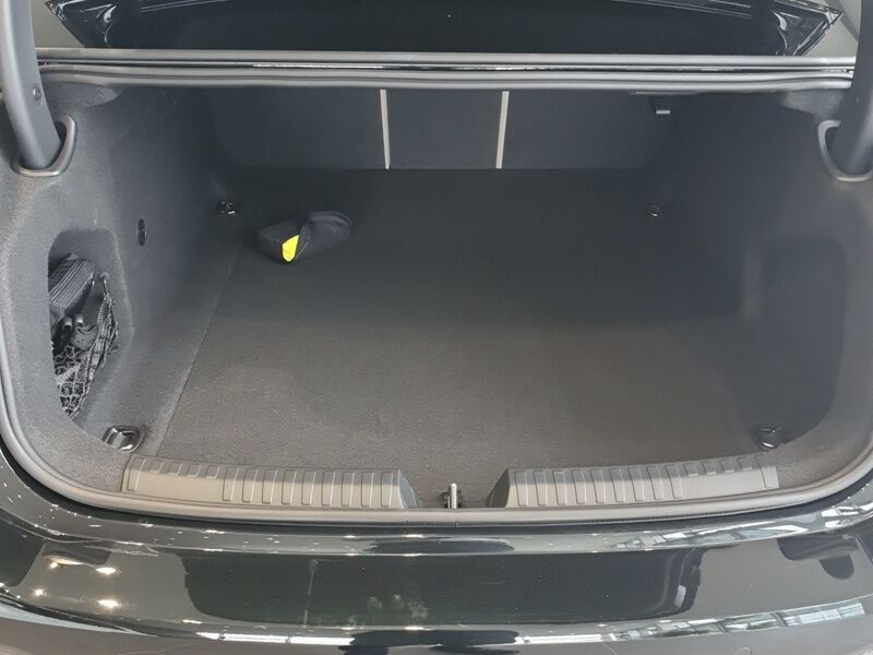 More views of Audi A6