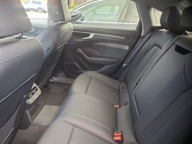 More views of Audi A6