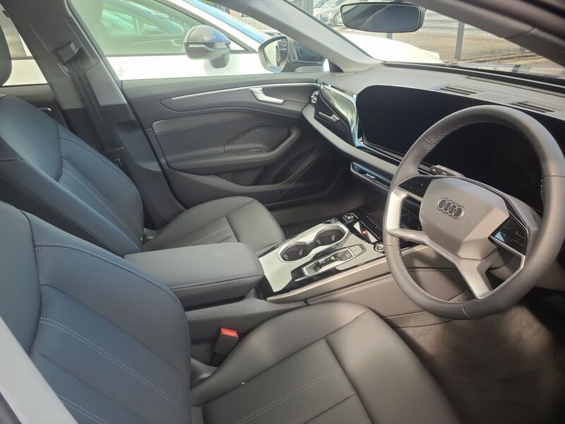 More views of Audi A6