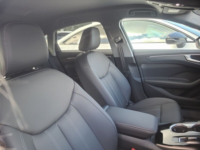 More views of Audi A6