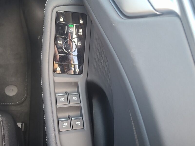 More views of Audi A6