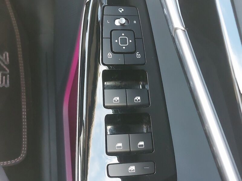 More views of Kia EV6