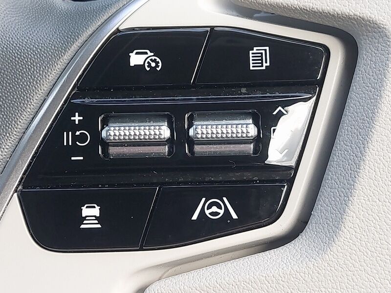 More views of Kia EV6