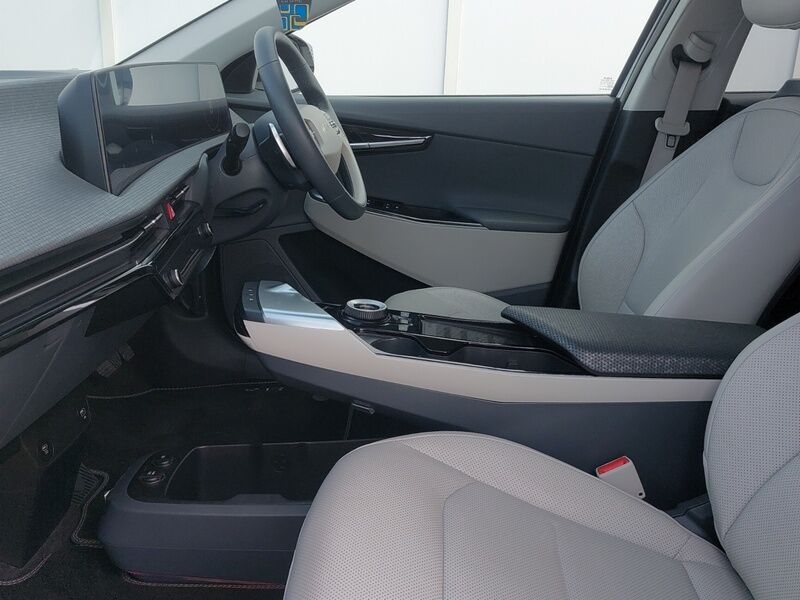 More views of Kia EV6