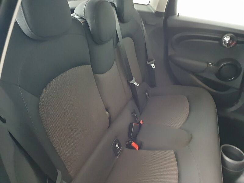 More views of MINI One