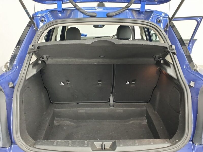 More views of MINI One