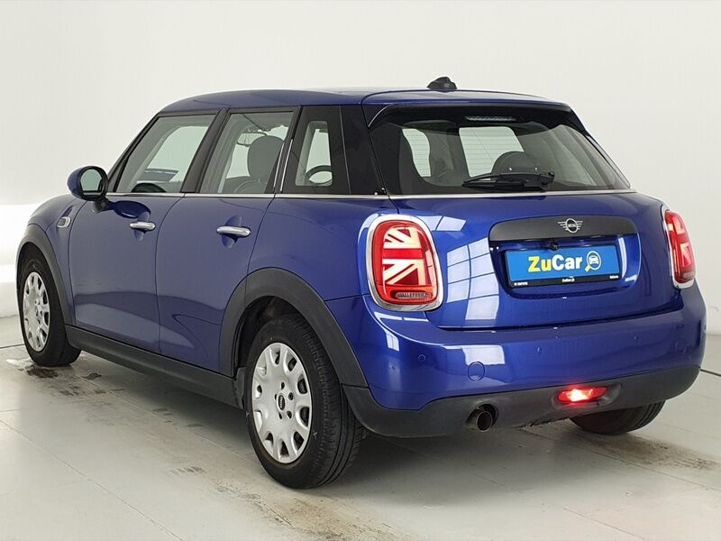 More views of MINI One