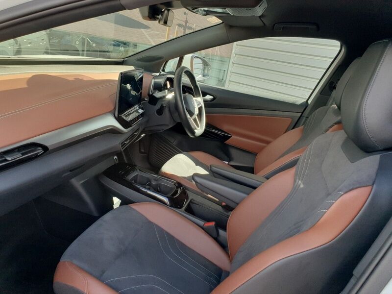 More views of Volkswagen ID.5