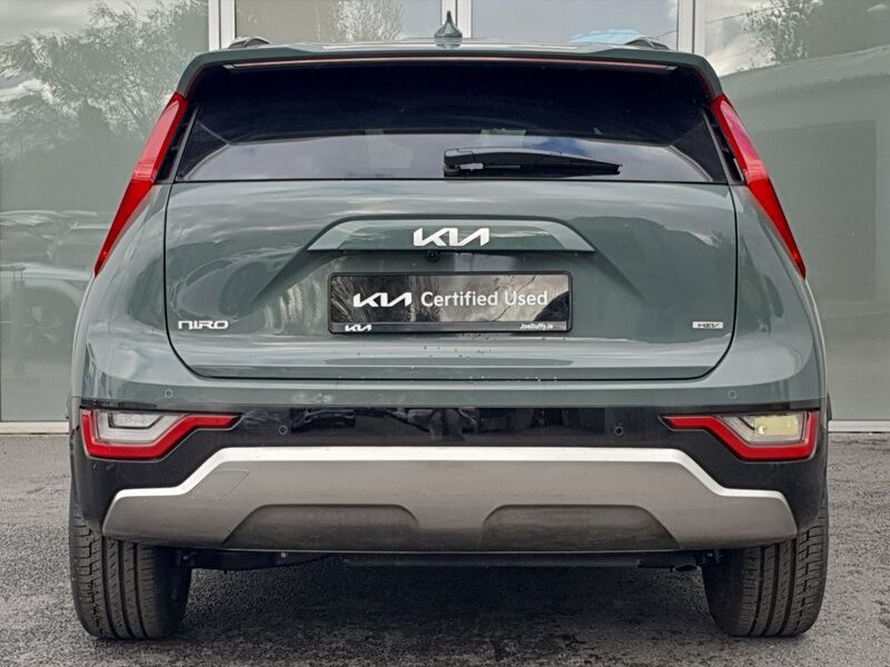 More views of Kia Niro