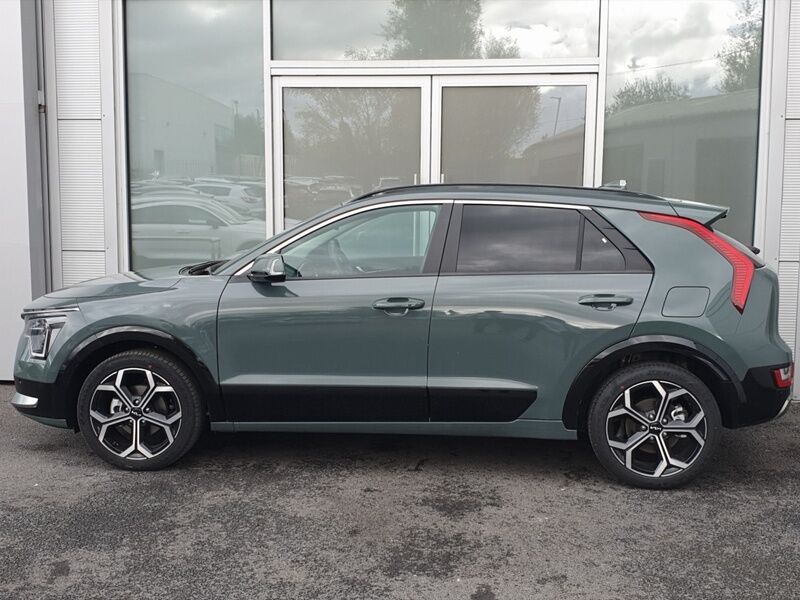 More views of Kia Niro