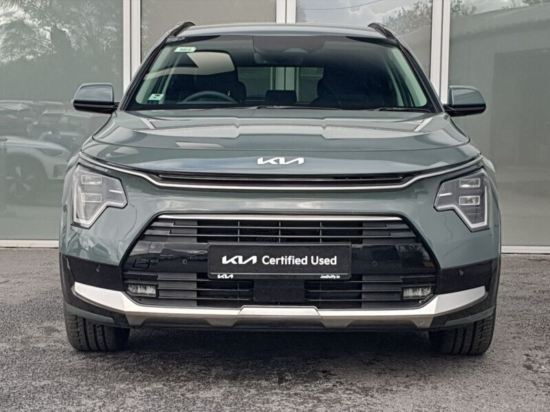 More views of Kia Niro