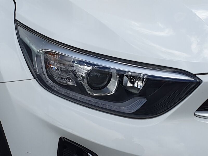 More views of Kia Stonic