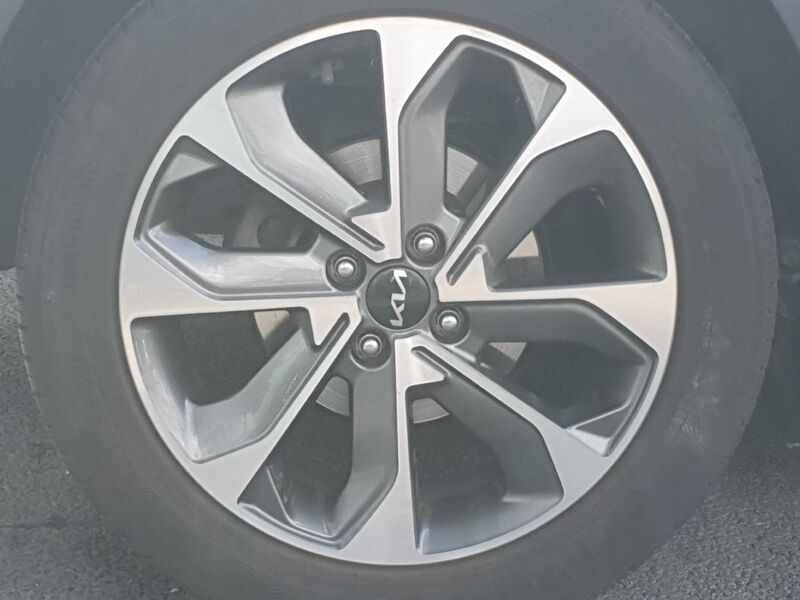 More views of Kia Stonic