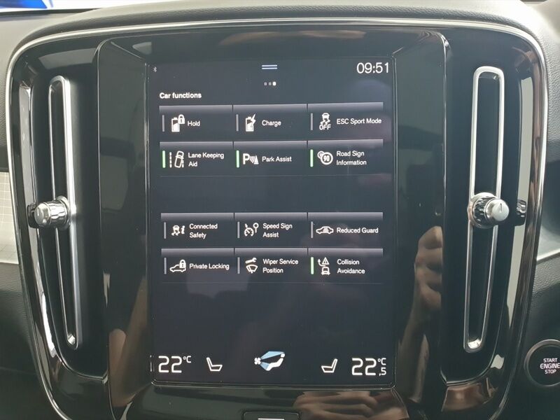 More views of Volvo XC40