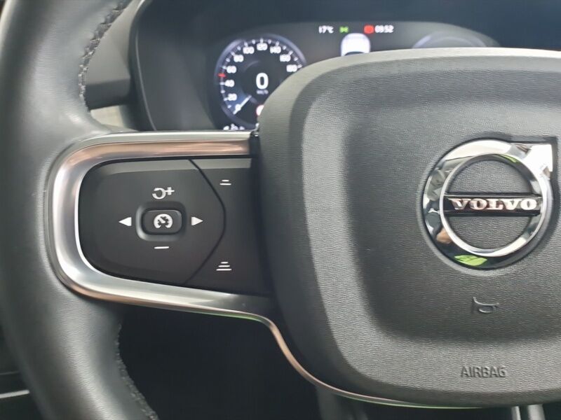 More views of Volvo XC40