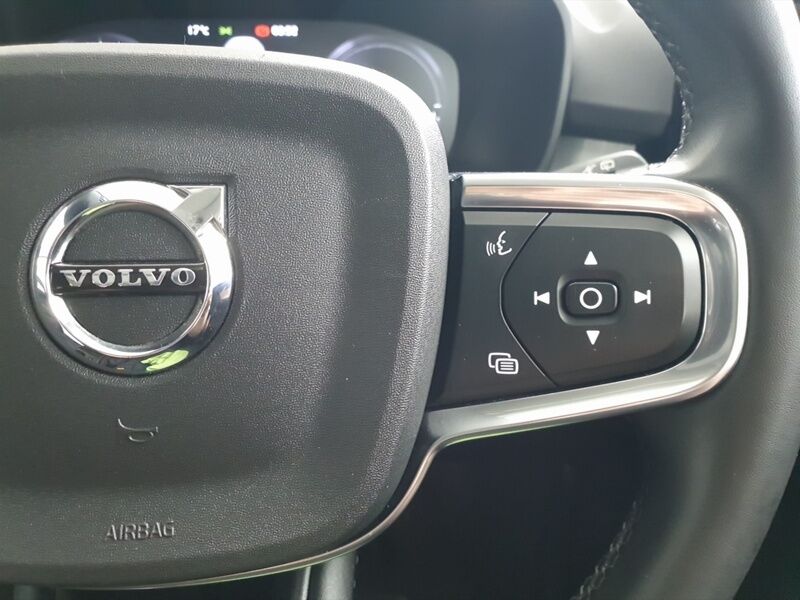 More views of Volvo XC40