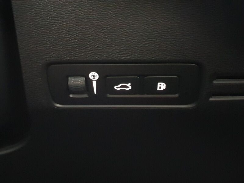 More views of Volvo XC40