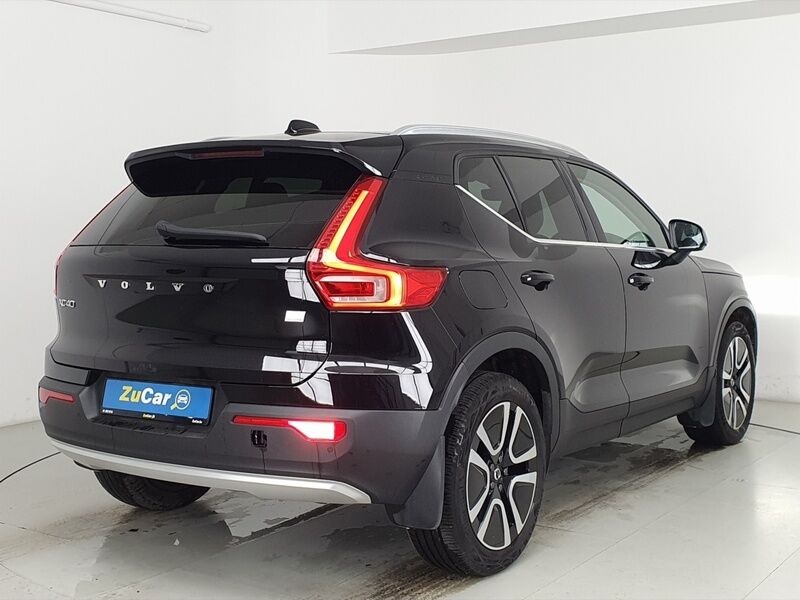 More views of Volvo XC40