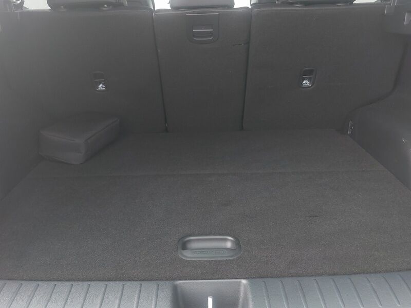 More views of Kia Sportage