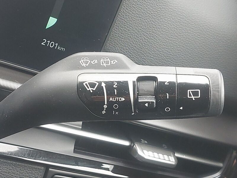 More views of Kia Sportage