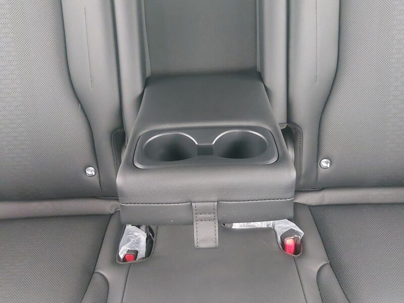 More views of Kia Sportage