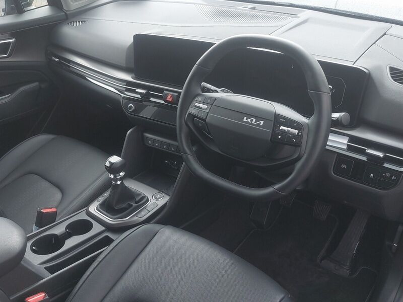 More views of Kia Sportage