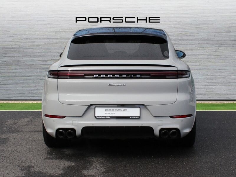 More views of Porsche Cayenne